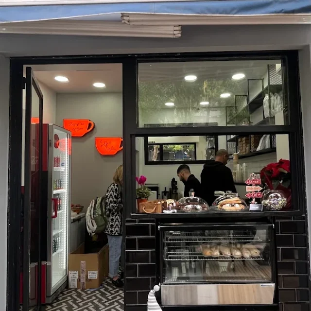 QUATTROS COFFEE – ESPRESSO BAR – ΠΑΓΚΡΑΤΙ ATTIKH