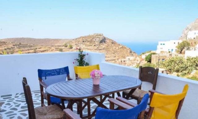 EVIS STUDIOS IN AMORGOS – ΓΑΒΑΛΑΣ ΜΙΧΑΗΛ – ΕΝΟΙΚΙΑΖΟΜΕΝΑ ΔΩΜΑΤΙΑ – ΘΟΛΑΡΙΑ ΑΜΟΡΓΟΣ ΚΥΚΛΑΔΕΣ