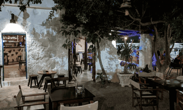 SAVANA BAR LEROS – ΚΥΡΙΑΚΟΣ ΦΙΛΑΚΟΥΡΗΣ – ΚΑΦΕΤΕΡΙΑ ΜΠΑΡ ΛΕΡΟΣ ΔΩΔΕΚΑΝΗΣΩΝ