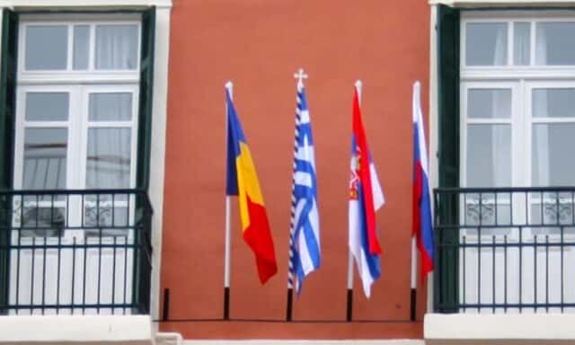 OLD TOWN INN – ΜΗΤΣΚΑ ΧΡΥΣΑΝΘΗ – ΞΕΝΟΔΟΧΕΙΑ – ΕΝΟΙΚΙΑΖΟΜΕΝΑ ΔΩΜΑΤΙΑ ΚΑΒΑΛΑ