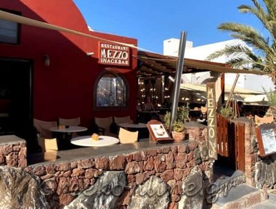 MEZZO CAFE – ΠΑΓΩΝΗΣ ΕΙΡΗΝΙΚΟΣ – ΚΑΦΕΤΕΡΙΑ – ΟΙΑ ΣΑΝΤΟΡΙΝΗ ΚΥΚΛΑΔΕΣ