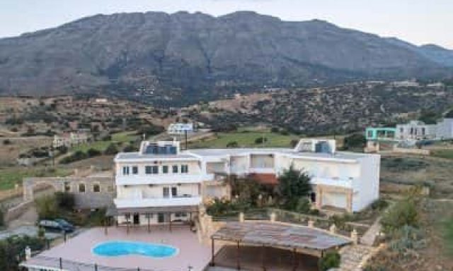 ΚΟΥΜΑΝΤΑΚΗΣ ΑΝΤΩΝΙΟΣ – HILL OF CALM – ΞΕΝΟΔΟΧΕΙΟ – ΤΡΙΟΠΕΤΡΑ ΡΕΘΥΜΝΟ
